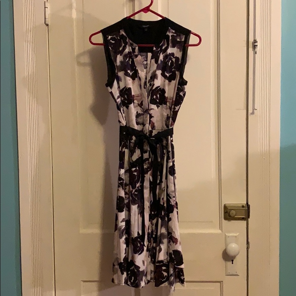Simply Vera—Button up purple & black floral dress